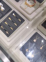 -潮宏基(万象城店)