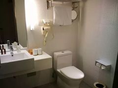 -全季酒店(上海火车站天目西路店)