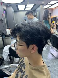 -米可造型烫发染发