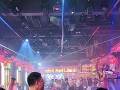 -喜鹊音乐酒馆(西街店)
