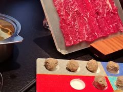 -海上明月海鲜火锅 鲜切牛肉