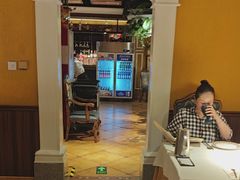 -俄士厨房(五棵松华熙LIVE店)