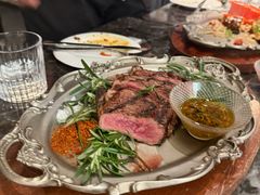 -LESCEDARS Brasserie Bistro香柏树