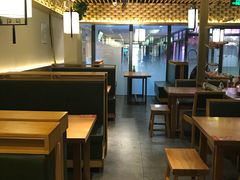 卡座-草包包子铺(宽厚里店)