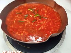 毛辣果非遗红酸汤 -毛辣果·贵州红酸汤牛肉火锅(西单店)