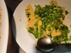 -吴越荣记苏州菜·松鼠桂鱼100%活鱼现做(斜塘老街店)