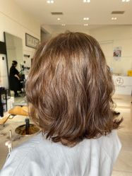 -Hello Lady发型设计