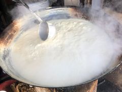 -云南大锅豆浆店