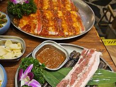 -明洞阿姨·韩式酱蟹烤肉·创意料理(三元桥店)