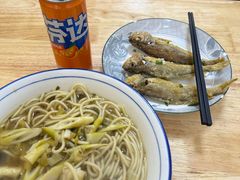 黄鱼面-小河无名面馆