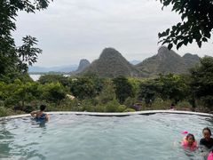 -英德宝晶宫天鹅湖茶语温泉