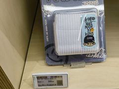 -泡泡玛特POPMART(杭州乐堤港店)