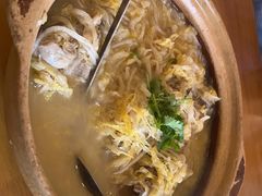 -鹤乡东北菜(崮山路店)