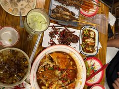 -冶建镜子·老南昌大排档·江西虾王(总店)