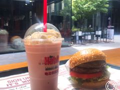 -The Habit Burger Grill 哈比特汉堡(复兴soho店)