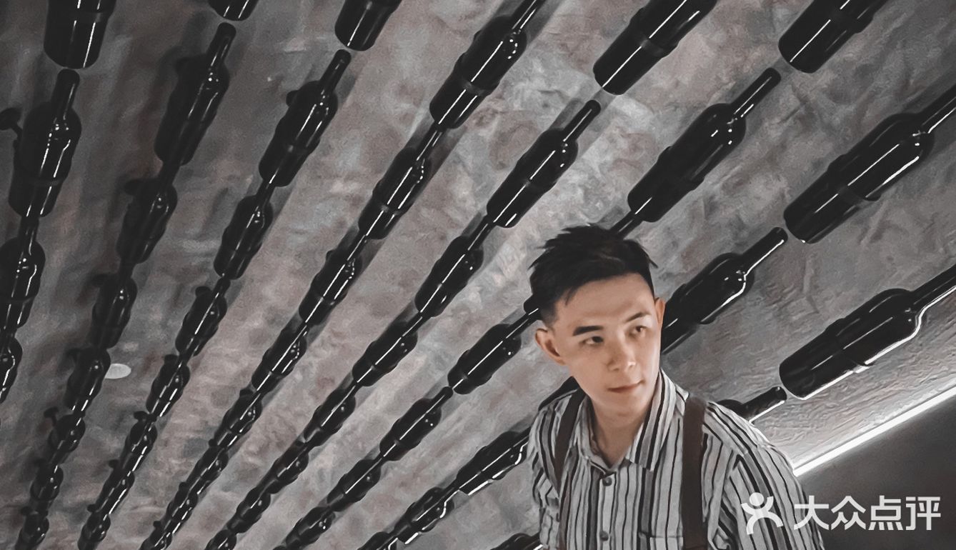 开业排队到"法国"，🔥这家火锅有实力还有颜