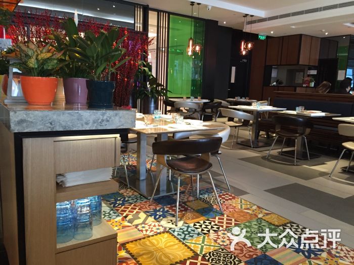 港丽餐厅(恒隆广场店)-图片-天津美食-大众点评网
