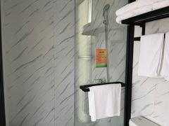 -上海怡沁园度假酒店