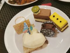 -乐咖啡西餐厅(太湖皇冠假日酒店)