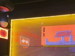 -鸣记脆皮烤鱼·海鲜烤鱼(三八广场店)