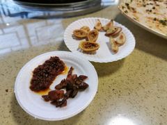 -东巴谷野生菌火锅餐厅