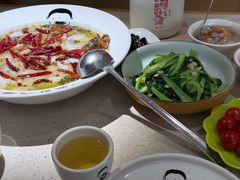 -江渔儿酸菜鱼(曜一城店)