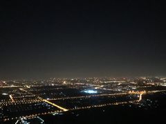 -鬼笑石后山停车场
