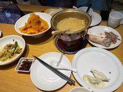 -关东小磨东北菜(上海长风大悦城店)