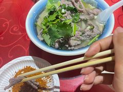 -冯烫烫跷脚牛肉·川菜小馆(武胜西街店)
