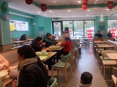 大堂-老乡鸡(肥东彩虹新城店)