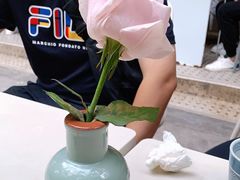 -彳亍咖啡·这里(水湾路店)