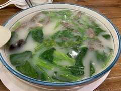 -清真·玛丽亚新疆菜主题餐厅(浙江中路店)