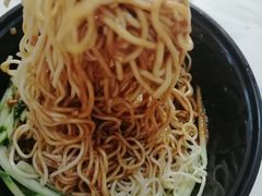 -肥肥虾庄·金牌油焖大虾(汉口城市广场店)