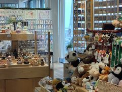 -猫的天空之城概念书店(北戴河蔚蓝海岸店)