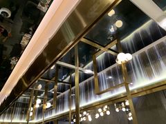 -海底捞火锅(长宁路龙之梦店)