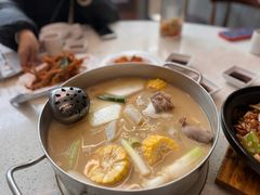 -肥仔文澳门猪骨煲(南京西路店)