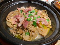 咸肉炖嫩笋尖-老阿爸鲜鱼土菜(昆山花桥店)