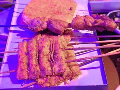 -路边边.炒菜烧烤.音乐餐厅(良乡长虹店)