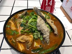 -肥汁米蘭香港米线(长宁来福士店)