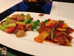 香菇鸽脯伴凤梨鸽肉-天龙轩(香港丽思卡尔顿酒店)