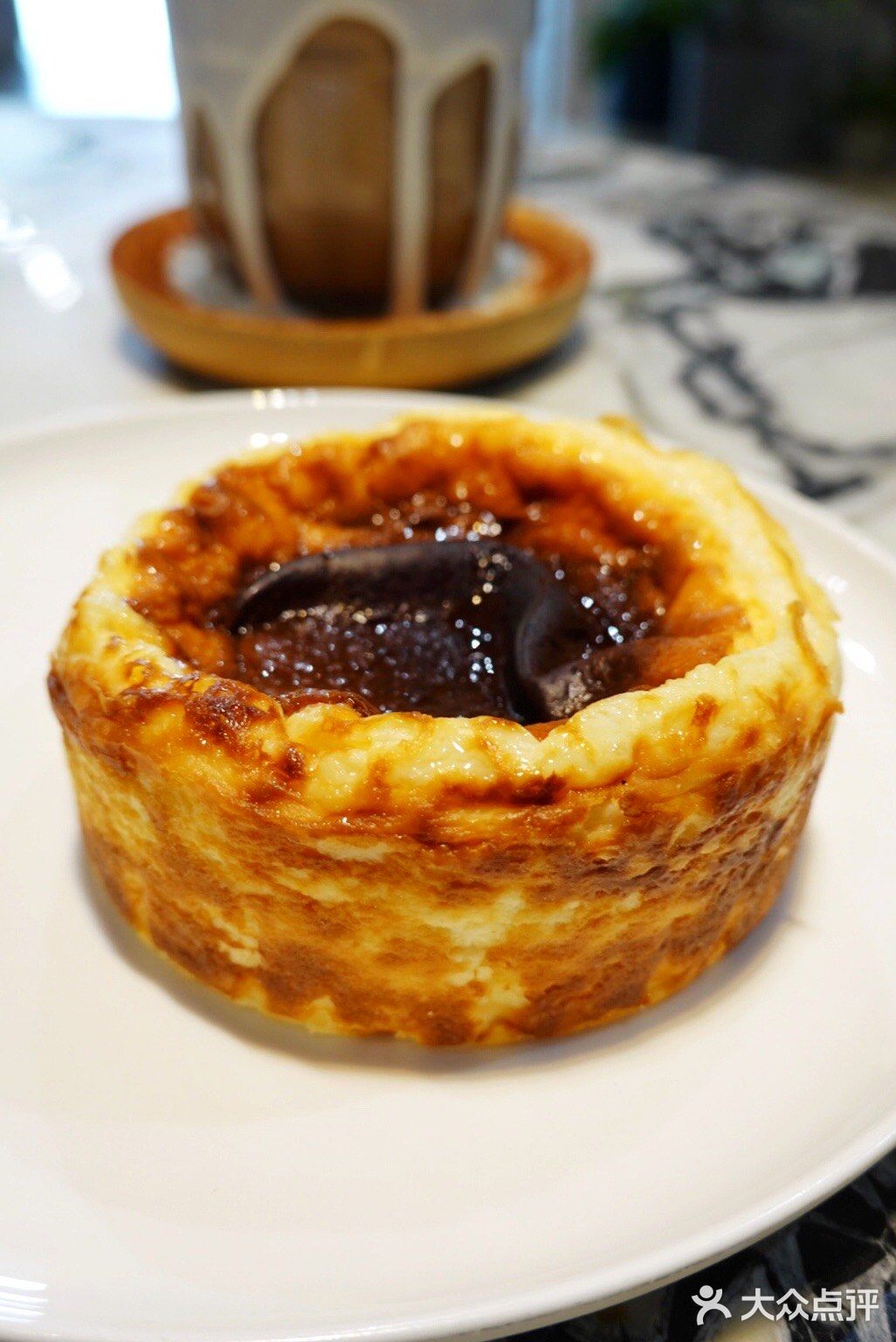 圣诞送巧克力已经OUT了，你女朋友抗拒不了的闪电泡芙礼盒