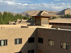 -敦煌山庄摘星阁