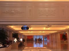 -白金汉爵大酒店-24小时餐厅