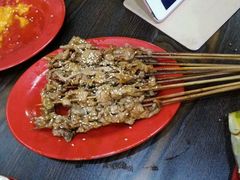 -黄师傅湿辣牛肉(胡桃里店)