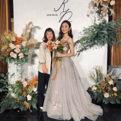 -Flora婚纱礼服定制租赁店