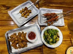 -马路牙子地桌烤肉(工体店)