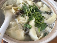砂锅馄饨-吴淞老街砂锅馄饨(北兴路店)