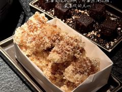-三出山火锅(南京万象天地店)
