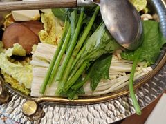 -8PINTS八品脱·日料·烧鸟·精酿小酒馆(莘庄店)