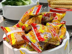 -龍歌自助小火锅(市北CBD万达店)